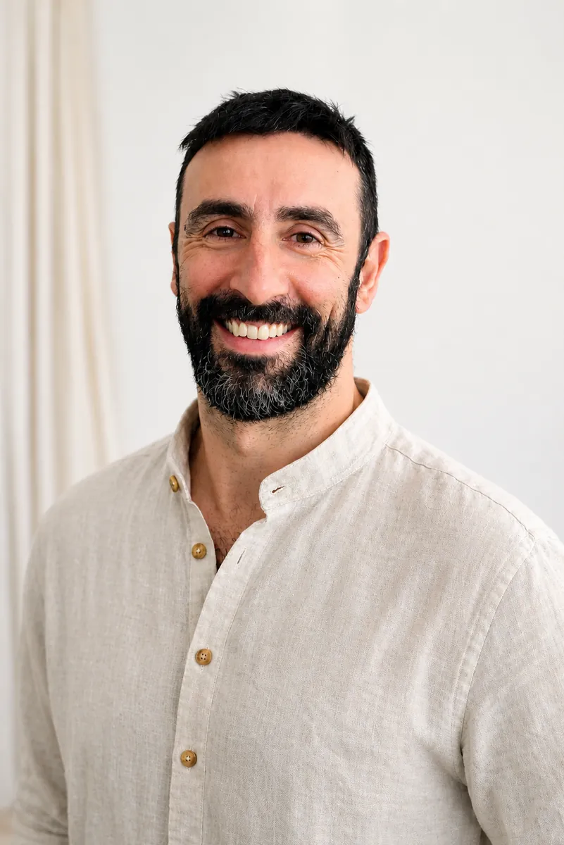 Julen Aranzabal - Entrenador Somático y Astrólogo